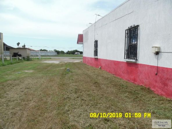 928 N 7th St, Raymondville, TX 78580